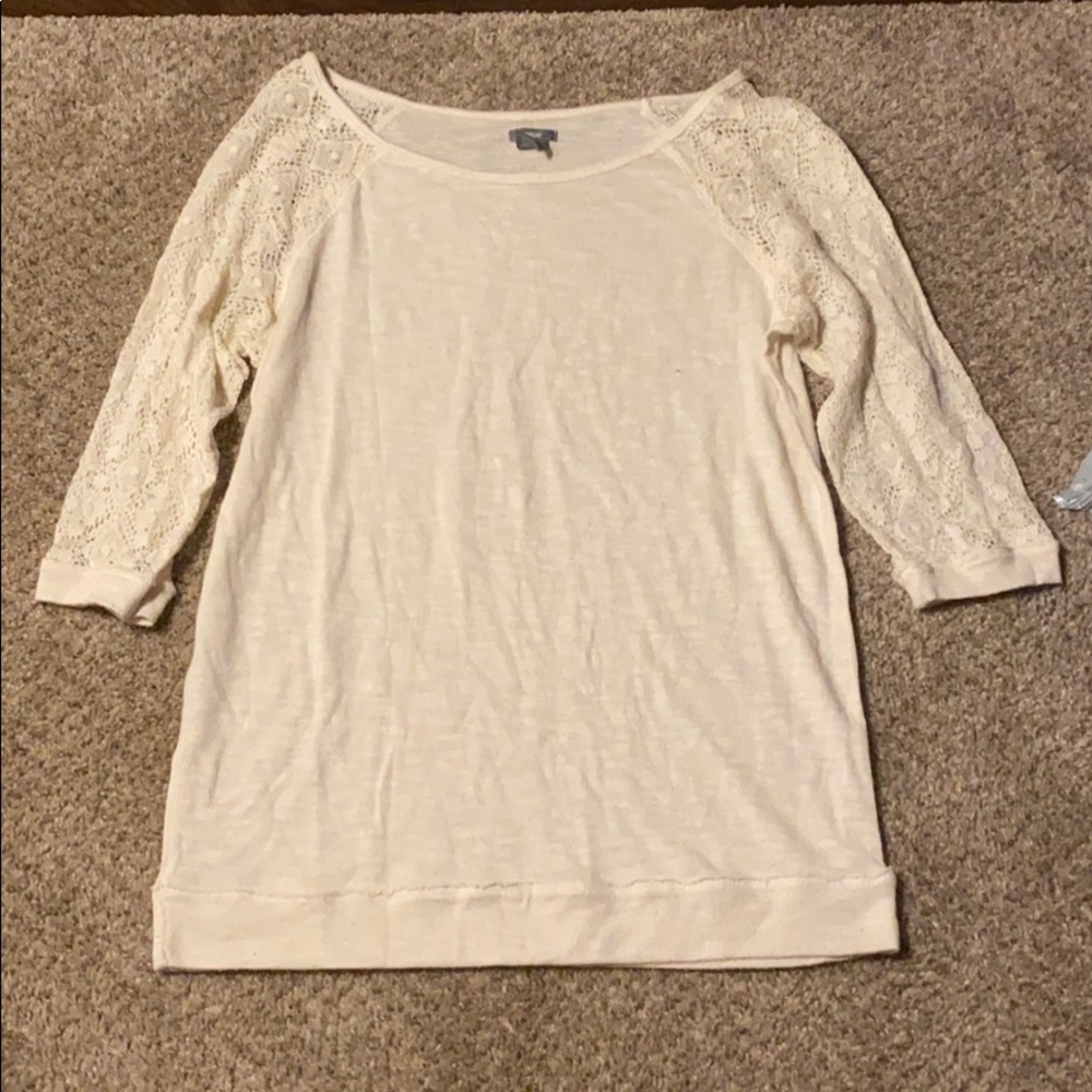 Aerie Lace sleeve tee